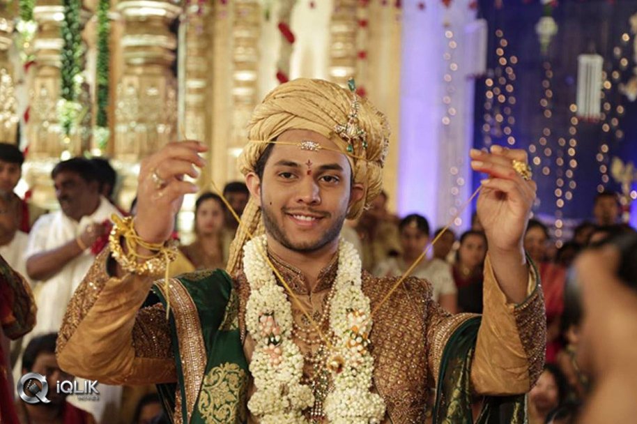 Celebs-At-Gali-Janardhan-Reddy-Daughter-Marriage